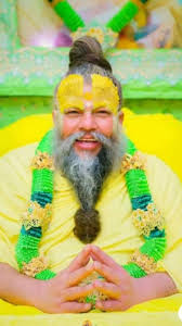 “चार मर्दों से मिलने की आदत पड़ जाए तो…” — प्रेमानंद महाराज का बयान फिर विवादों में