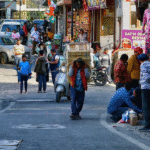 लंदन एयरपोर्ट पर उर्वशी रौतेला के 70 लाख के गहने चोरी