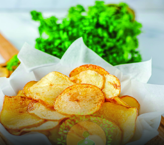 दुनिया का सबसे मोटा करने वाला खाना — आलू चिप्स! जानिए क्यों है ये सेहत के लिए सबसे खतरनाक