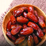 मानसिक स्वास्थ्य के लिए वरदान: भीगे बादाम और अखरोट!